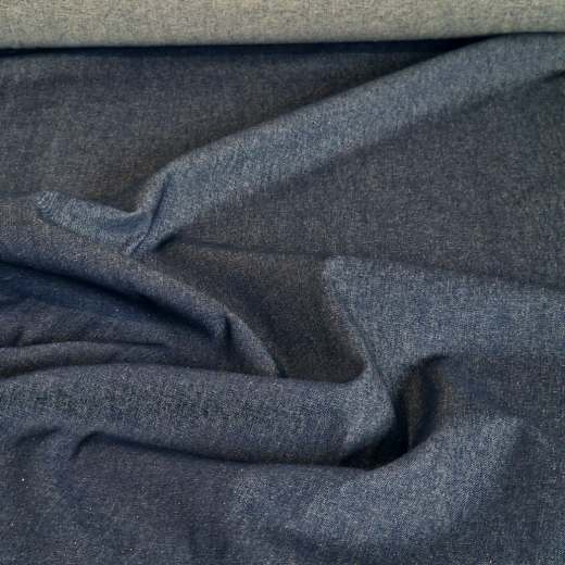 Dieser Denim ist unbehandelt und nicht vorgewaschen.