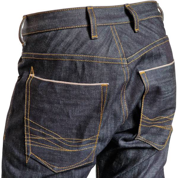 Dieses Garn liefert einen schönen Kontrast auf dunklem Denim.