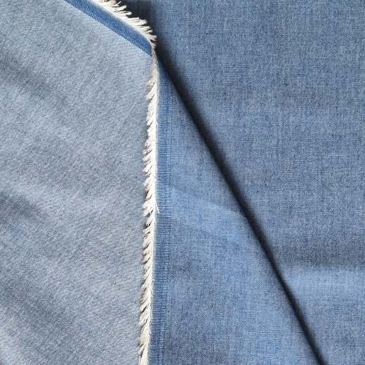 hellblauer Blusendenim (3,6 oz)