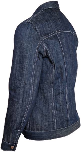 Mit dem weißen Jeansgarn heben sich die Steppnähte kontrastreich vom indigoblauen Denim ab.