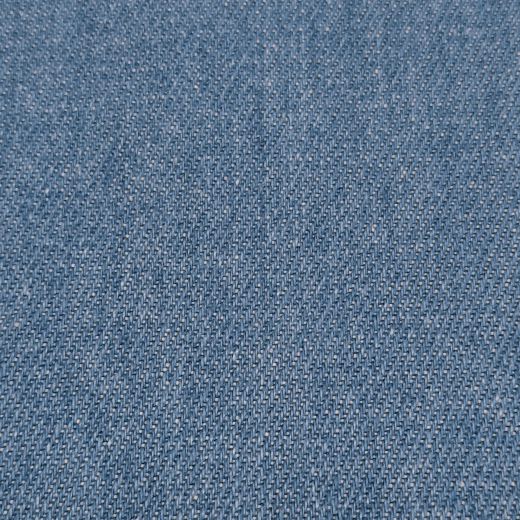 hellblauer Jeansstoff aus reiner Baumwolle
