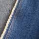 Dieser Denim ist unbehandelt und nicht vorgewaschen.