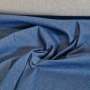 Dieser Denim ist unbehandelt und nicht vorgewaschen. Dadurch hat er diese satte, tiefblaue Farbe.